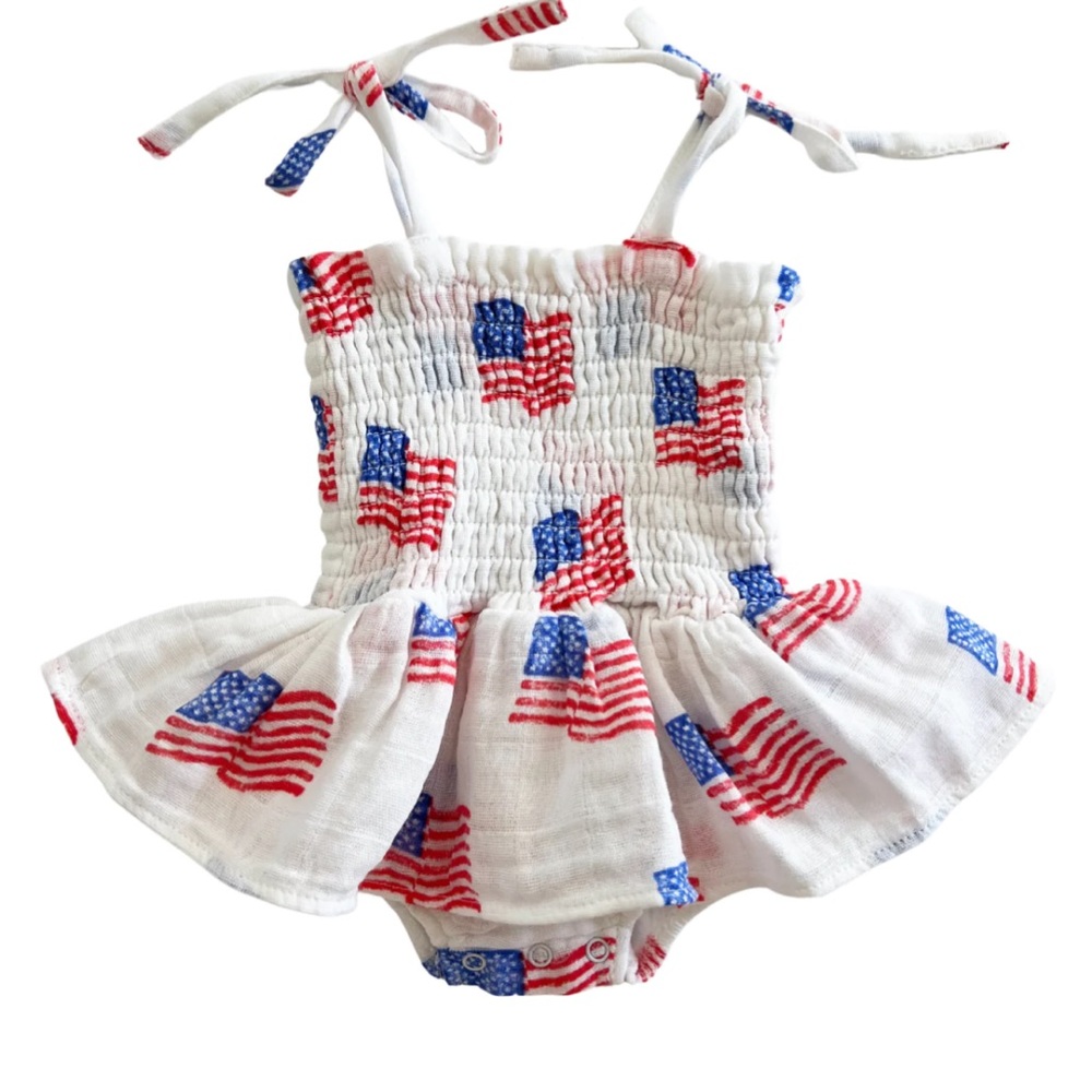 Angel Dear Muslin Smocked American Bubble w/ Skirt